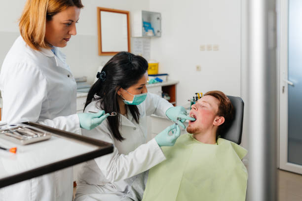 Best Emergency Tooth Extraction in Great Bend, KS